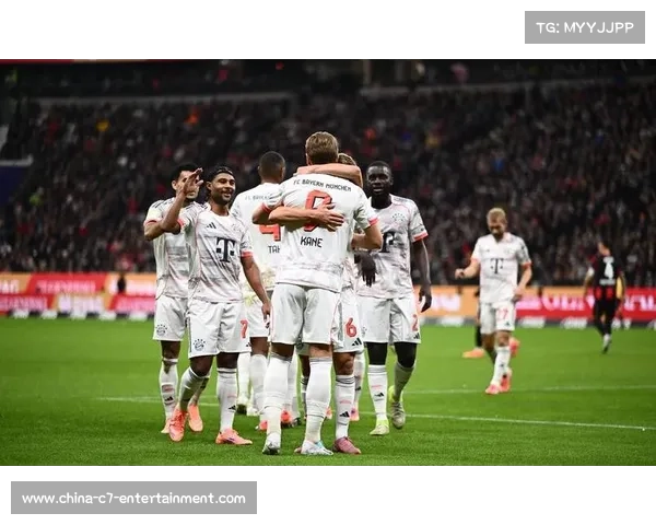 拜仁阵容深度不足隐患显现，多线作战考验轮换智慧